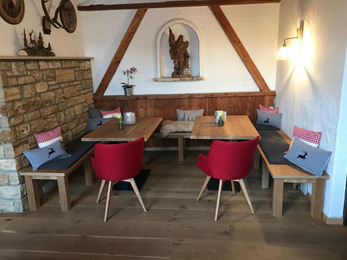 Hotel Garni Alpengruss ガルミッシュ・パルテンキルヒェン エクステリア 写真
